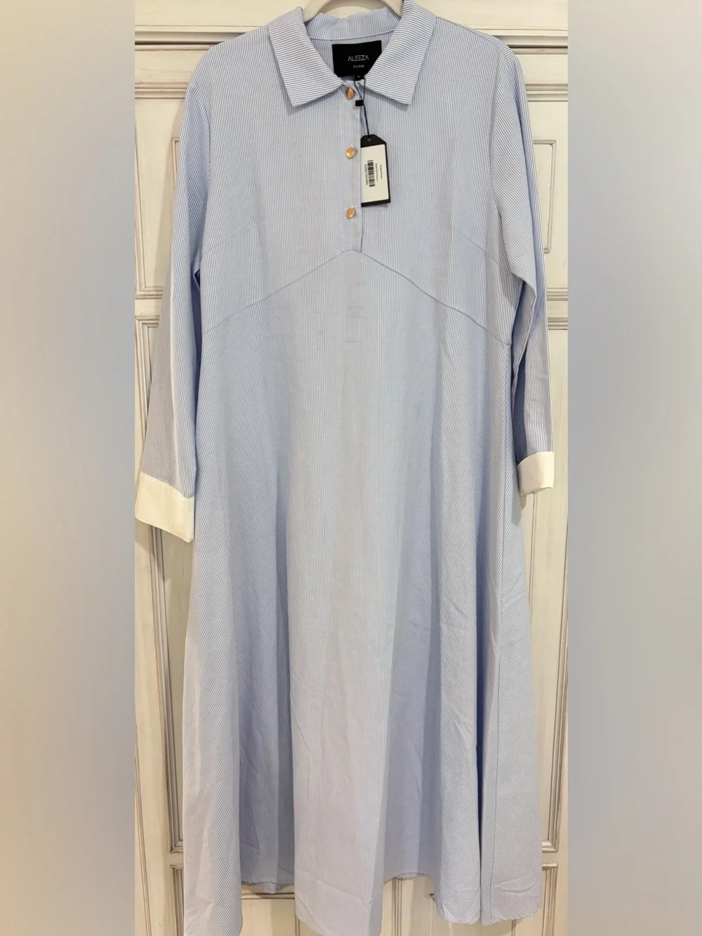 NWT SZ L Aleeza Paris Amazing Light Blue Pinstripe Maxi Dress w/Contrast Cuffs - Picture 1 of 8